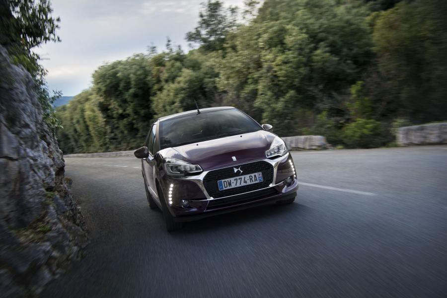  DS 3 Cabrio 2016 года  (WW) (фото 10 из 26)